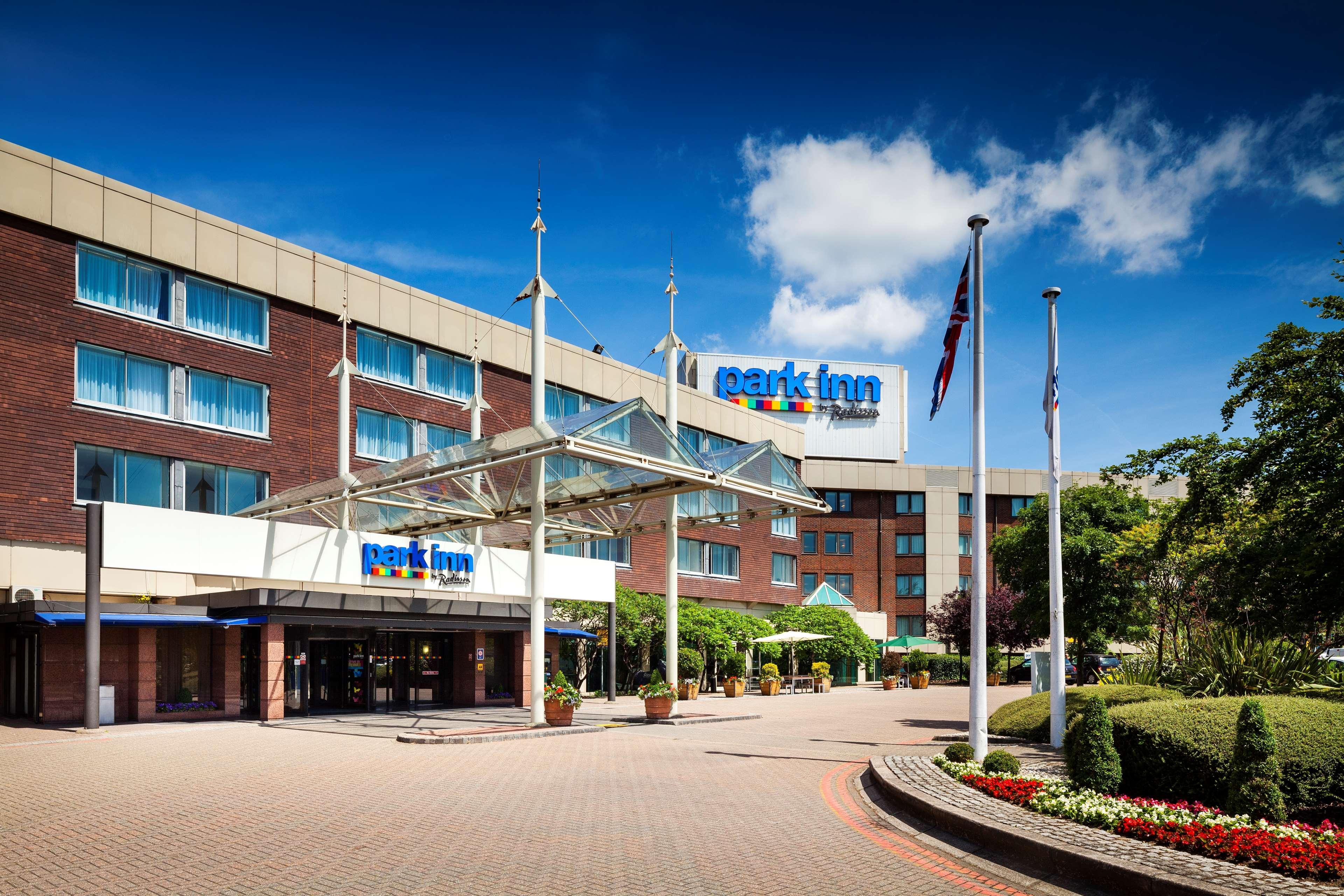 Radisson Hotel And Conference Centre London Heathrow Hillingdon Esterno foto Park Inn by Radisson, Southampton